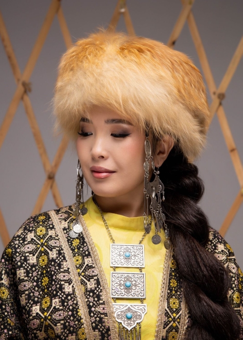 Зинат Қасымова